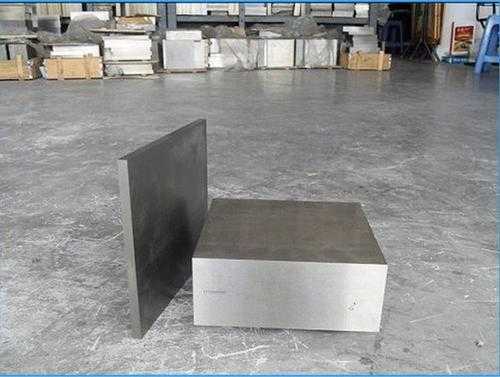 進口模壓板是什么板材，模壓材料有哪些